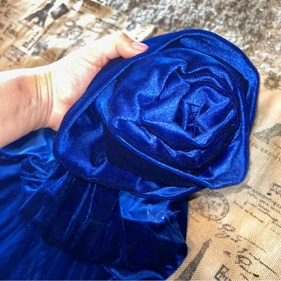 Fashion Nova NWT! Royal Blue Rosalia Stretch Velvet Maxi Dress Size 2X - Picture 6 of 15